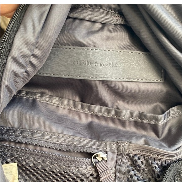 Run All Day backpack - Picture 9 of 12